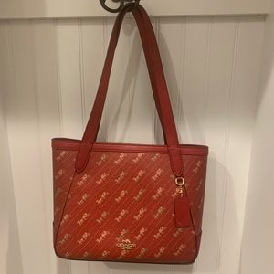 Coach horse and carriage 27 tote